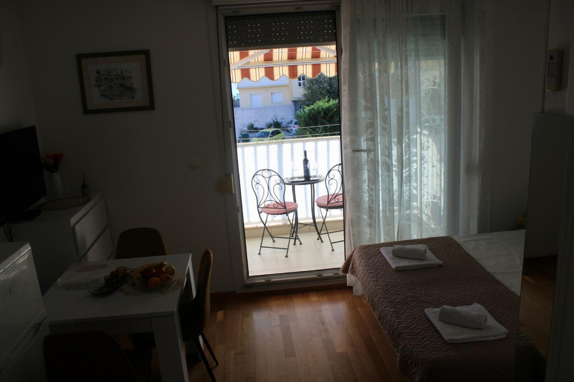 Studio Teuta - Private Parking Split Bagian luar foto